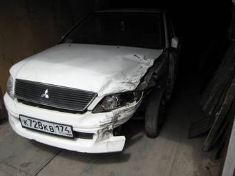 2000 Mitsubishi Lancer Cedia Wallpapers
