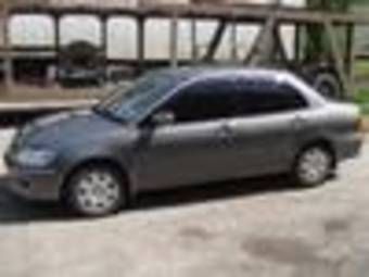 2000 Mitsubishi Lancer Cedia Pictures