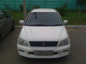 2000 Mitsubishi Lancer Cedia Pictures