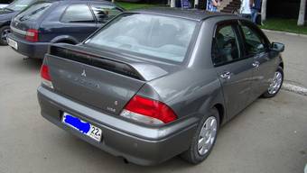 2000 Mitsubishi Lancer Cedia Photos