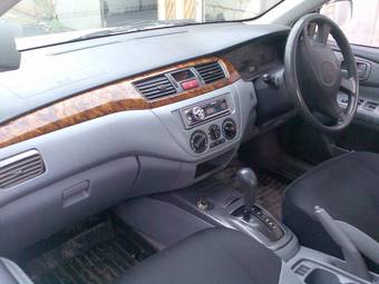2000 Mitsubishi Lancer Cedia Images
