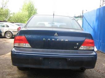 2000 Mitsubishi Lancer Cedia Photos