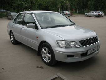 2000 Mitsubishi Lancer Cedia Photos