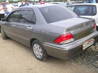2000 Mitsubishi Lancer Cedia Pictures
