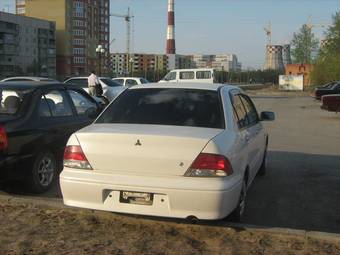 2000 Mitsubishi Lancer Cedia Photos