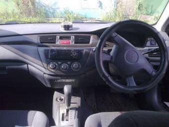 2000 Mitsubishi Lancer Cedia Photos