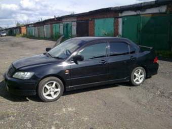 2000 Mitsubishi Lancer Cedia Pictures
