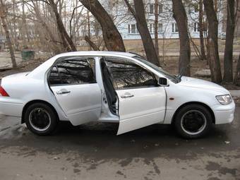 2000 Mitsubishi Lancer Cedia For Sale