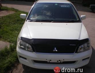 2000 Mitsubishi Lancer Cedia Pictures