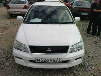 2000 Mitsubishi Lancer Cedia Pictures