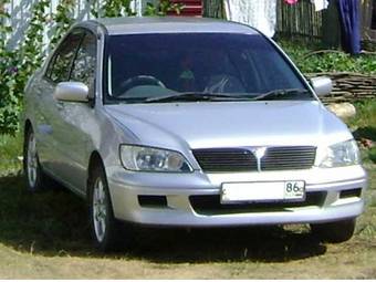 2000 Mitsubishi Lancer Cedia Pics