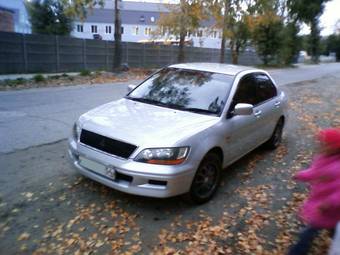 2000 Mitsubishi Lancer Cedia Pics