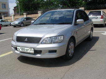 2001 Mitsubishi Lancer Cedia