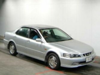 Mitsubishi Lancer Cedia