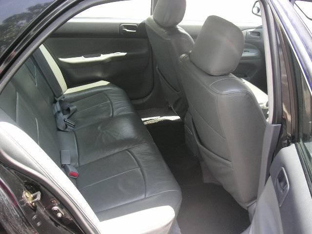 2001 Mitsubishi Lancer Cedia