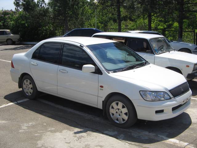 2001 Mitsubishi Lancer Cedia