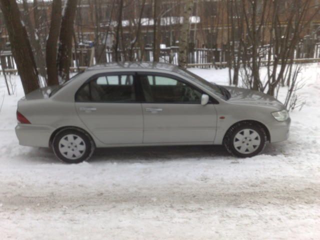 2001 Mitsubishi Lancer Cedia