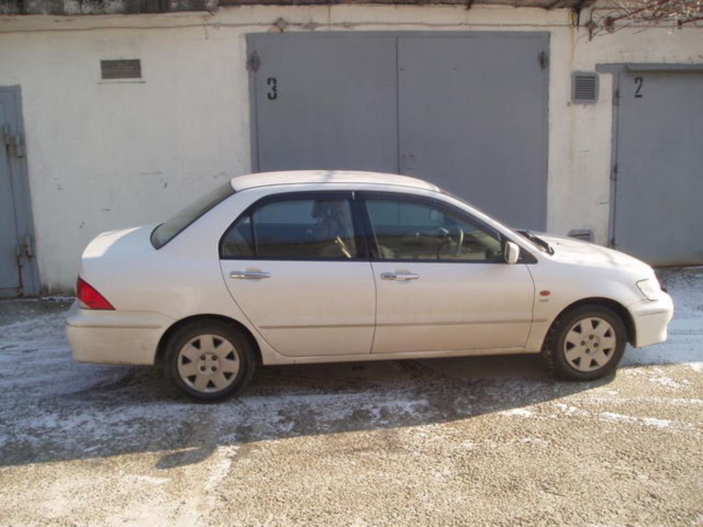 2001 Mitsubishi Lancer Cedia