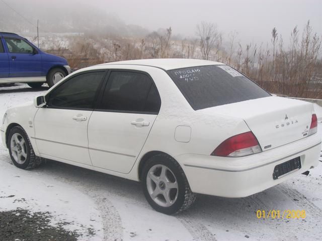 2001 Mitsubishi Lancer Cedia