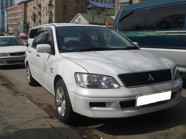 2001 Mitsubishi Lancer Cedia