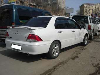 Mitsubishi Lancer Cedia