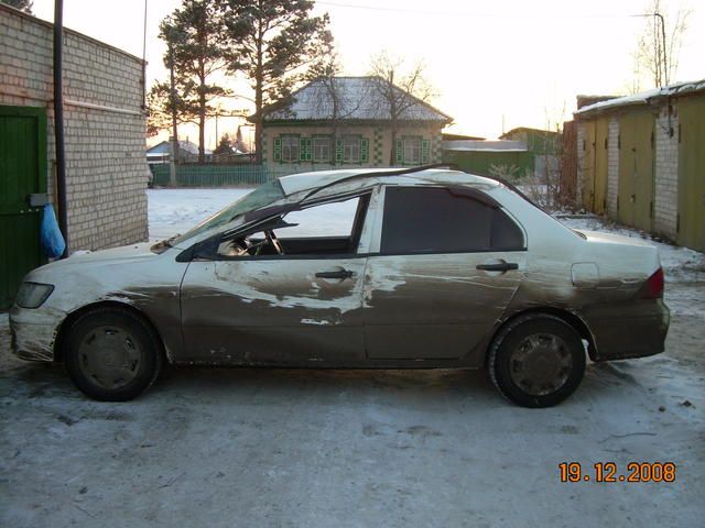 2001 Mitsubishi Lancer Cedia
