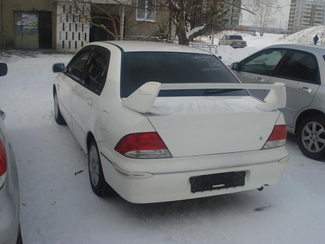 2001 Mitsubishi Lancer Cedia