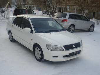 Mitsubishi Lancer Cedia