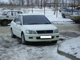 Mitsubishi Lancer Cedia