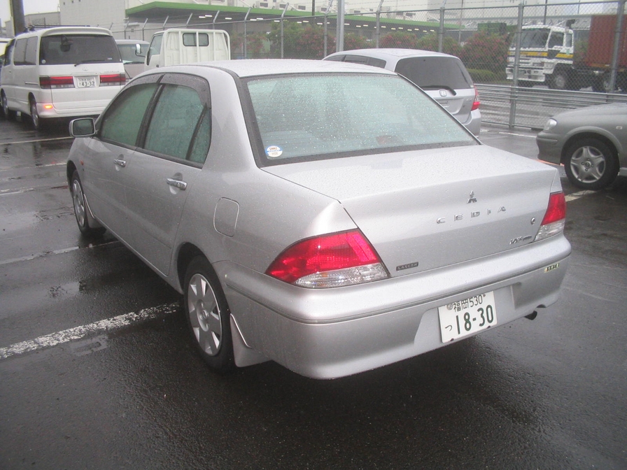 2001 Mitsubishi Lancer Cedia Images