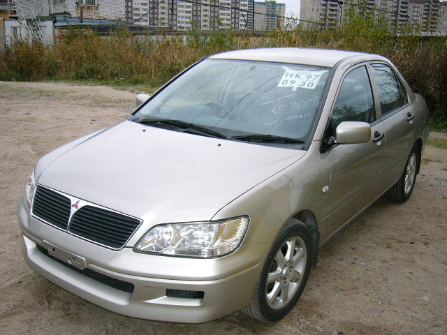 2001 Mitsubishi Lancer Cedia Pics