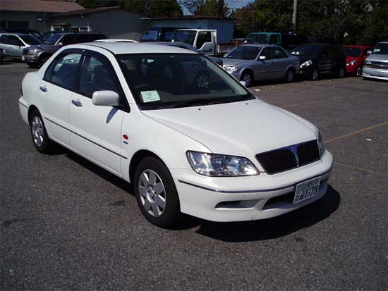 2001 Mitsubishi Lancer Cedia Pictures