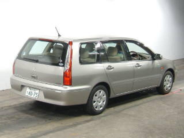 2001 Mitsubishi Lancer Cedia Pictures