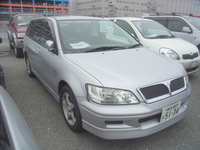 2001 Mitsubishi Lancer Cedia Images