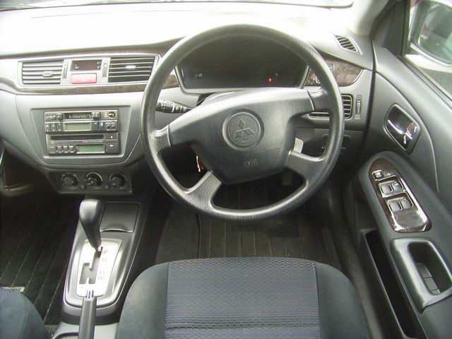 2001 Mitsubishi Lancer Cedia Pictures