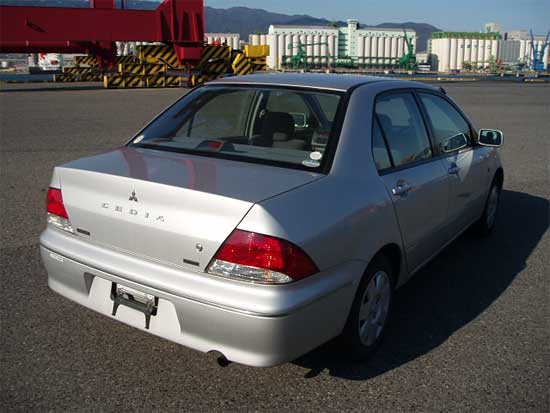 2001 Mitsubishi Lancer Cedia Photos