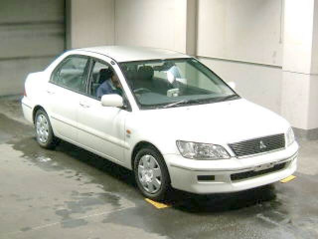 2001 Mitsubishi Lancer Cedia Pictures