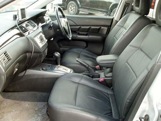 2001 Mitsubishi Lancer Cedia Pics