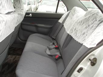 2001 Mitsubishi Lancer Cedia Photos