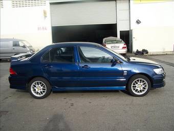 2001 Mitsubishi Lancer Cedia Photos