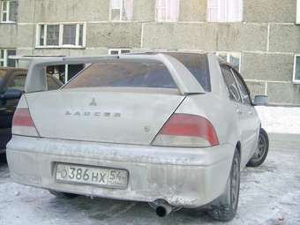 2001 Mitsubishi Lancer Cedia Photos