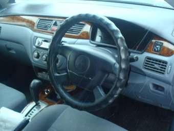 2001 Mitsubishi Lancer Cedia Pics