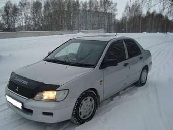 2001 Mitsubishi Lancer Cedia Images