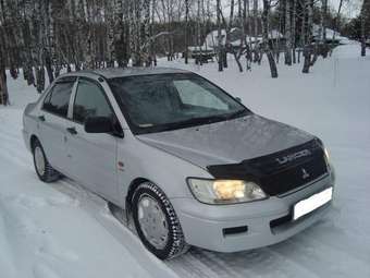 2001 Mitsubishi Lancer Cedia Pictures