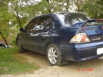 2001 Mitsubishi Lancer Cedia Photos