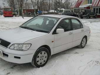 2001 Mitsubishi Lancer Cedia Photos