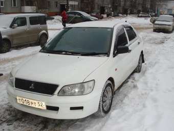 2001 Mitsubishi Lancer Cedia Pictures