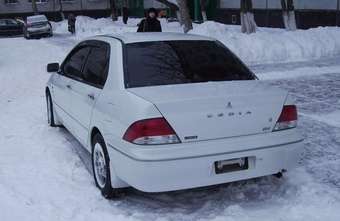 2001 Mitsubishi Lancer Cedia Photos