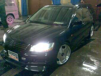 2001 Mitsubishi Lancer Cedia Pictures