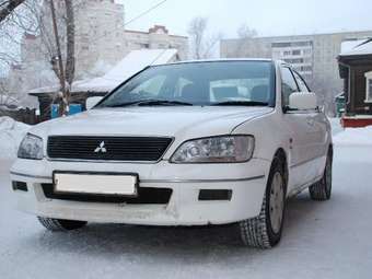 2001 Mitsubishi Lancer Cedia Pictures
